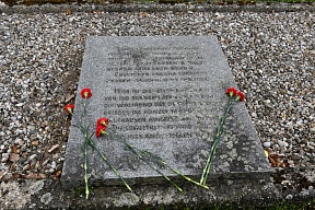 О посещении сотрудниками российского посольства в Словакии мемориального комплекса «Маутхаузен»